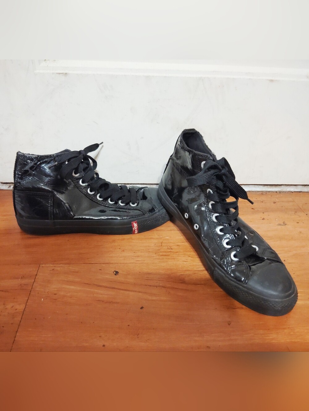 VTG Levi's High Top Sneakers Black Synthetic Patent Leather Men's Size 9
